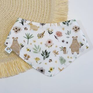 Bandana bebé personalizada de tela ciervos y flores y gofre blanco